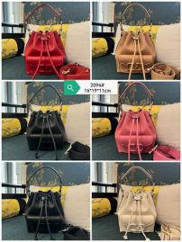 Picture of Valentino Lady Handbags _SKUfw153978109fw